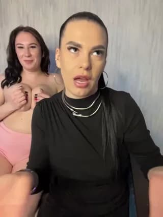 CurvyWoman- - bongacams