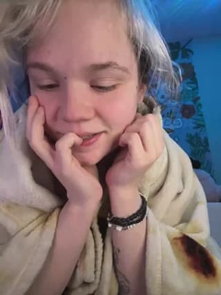 Cutiepiespanks - stripchat