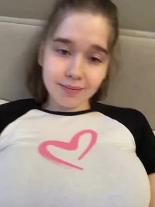 HornyGirlH - stripchat