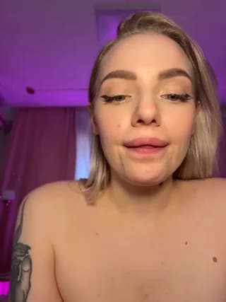 HugeBoobsAlice - stripchat