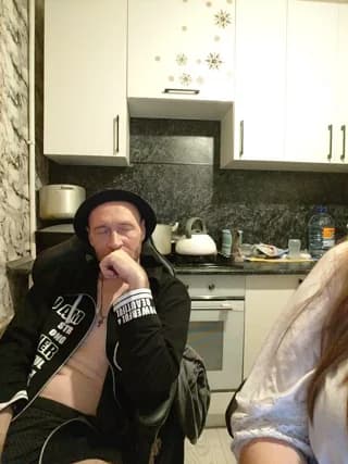 Innokentiy449 - bongacams