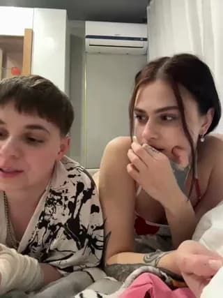 Kris-and-Vanessa - bongacams