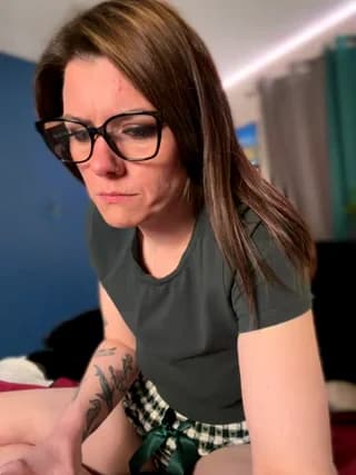 LadyLena1 - stripchat