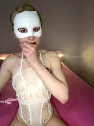 MaskedBabesVIP - bongacams