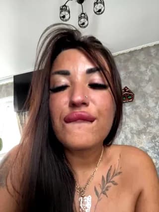 RuslanaXX - stripchat
