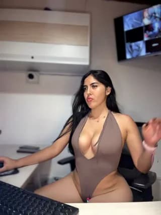 Sofia_Collins- - stripchat
