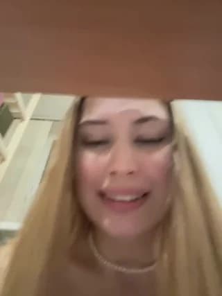 blonde_exe - stripchat